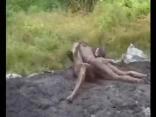 Mud chiến đấu nước: miễn phí nước pornhub người lớn video video 4b