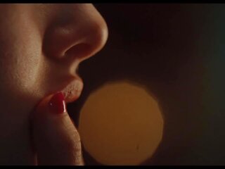 Megan raposa e amanda seyfried â lésbica beijo 4k: sexo c0 | xhamster