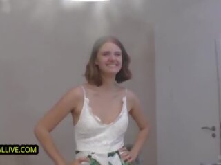 Insanely 多情 年輕 女 有 她的 野 希望 granted 在 她的 catsing&excl;