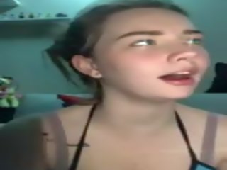 Erotic seductress doing selfies with a kutang mp4, adult film 18
