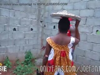 Joe হ একটি peanut seller