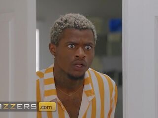 Christie stevens alina lopez steals a fully loaded kondoom pärit alina lopez bf kuid ta tahab see tagasi - brazzers