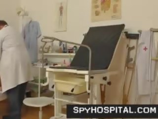 유출 숨겨진 캠 승마 추출물과 st 시험 vid
