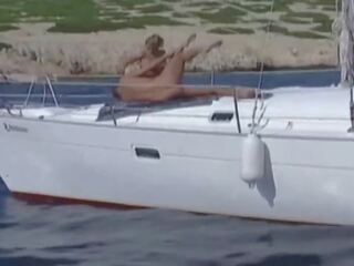 Ariella mirti versaute meerjungfrau 2001, seksas klipas 19