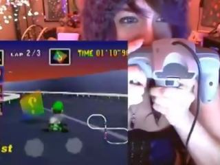 괴짜 mademoiselle 의 cums 재생 mario kart