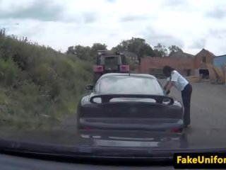 Policewoman tõmbab tütar jaoks trio koos võmm, xxx klamber näidata db