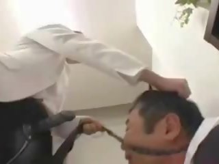 Азиатци офис ladt груб колан с пенис цензурирани: безплатно мръсен филм 67