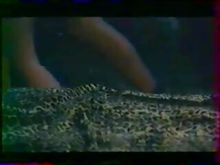 La magquis von porno 1977: orgie hardcore murdar video de striptease găuri
