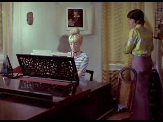 Young seducers - blutjunge verfuehrerinnen 1971: hd x rated clip d5