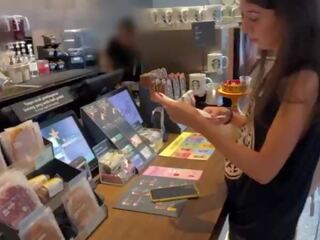 Baliw cumwalk sa starbucks - pagsubo ng titi sa publiko toilet&comma; pag-inom coffee may tamud