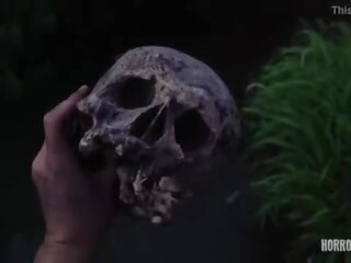 Horrorporn predator укол мисливець