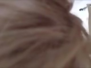 Veliko oprsje babi dobi buttfucked s a mlada dobro visi.
