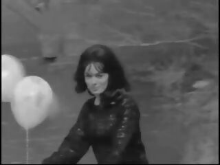Häbitu lühikesed püksid 4 1960s - 1970s, tasuta räpane film 9a | xhamster