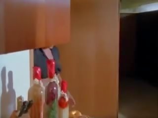 Дума на уста: безплатно извънредно горещ мръсен филм видео 46