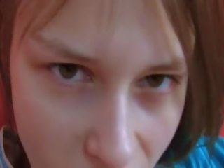 Дуже enticing мастурбує мудак