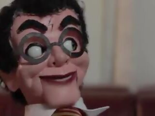 ハリー 人形 と ザ· 赤 頭 strumpet