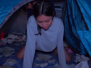 Javno camping seks film v tent feat. bellamissu