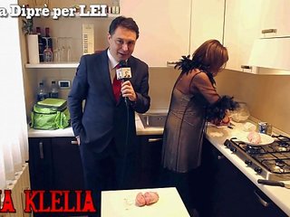Kekasih divina klelia memusnahkan dan cooks yang pasangan daripada buah zakar untuk andrea diprã¨