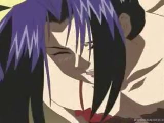 Manga spremljevalka s roke vezani da ji noge in clothespins na ji vagina dobi zajebali