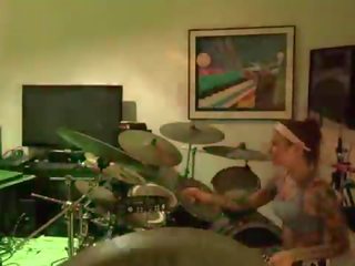 Felicity feline drums a jams s přátelé za the scény