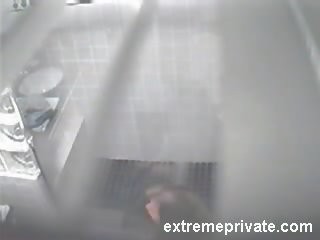 Μου 39 χρόνια showering μαμά επί κρυμμένο κάμερα mov