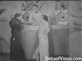 本物の ビンテージ xxx クリップ 1930s - 女性は女性男性 三人組