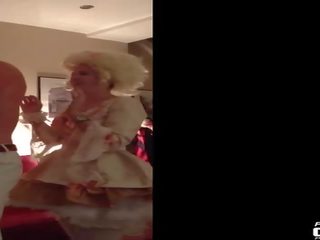 Costumed uly emjekli brit rubs down & spanks birthday stripper