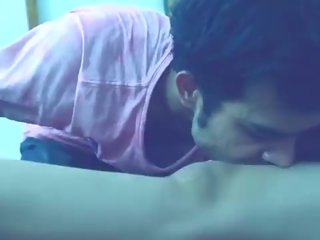 Bhabhi ne devar كو diya jawani ka هدية: دردشة مع أنا 
