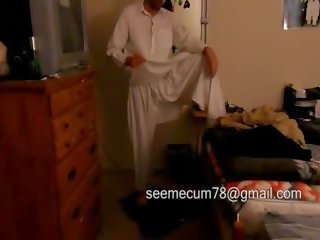 Pakistani tao masturbates middle silanganan miyembro