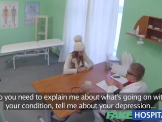 Підробка лікарня surgeon denies antidepressants і prescribes a добре облизування і a