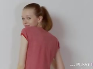 酔った ラトビアの tremendous スキニー 女性 からかい