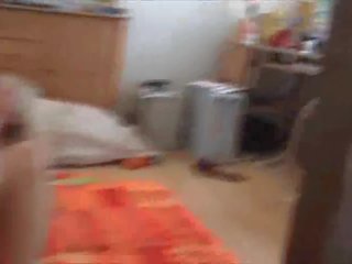 O şeritler ve mega göğüsler ovmak gösteri