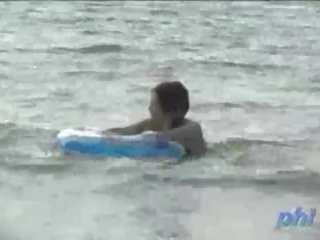 Beachs: حر أجنبي & بي بي سي بالغ فيلم 18