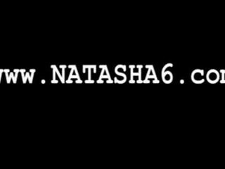 लॅट्वियन natashas missing एक लिंग