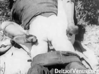 Antik szex videó mov 1915 - egy ingyenes lovaglás