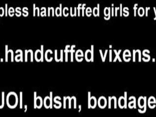 Tôi nhu cầu giúp đến được ngoài của những handcuffs joi: miễn phí xxx kẹp d 6