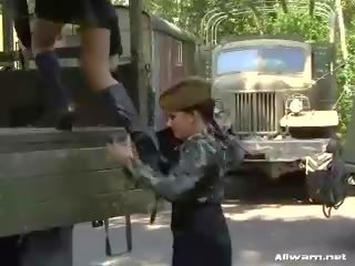 Lepší máma jsem rád šoustat feny dát do armáda výcvik v smyslný oblečení